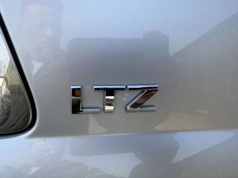 Used 2015 Chevrolet Tahoe LTZ image 4