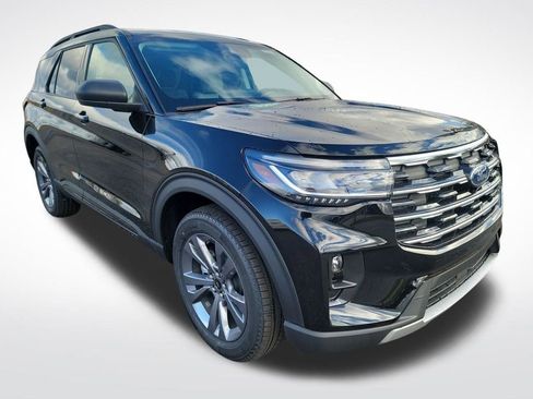 New 2026 Ford Explorer Active w/ Active Comfort Package AWD/4WD image 7