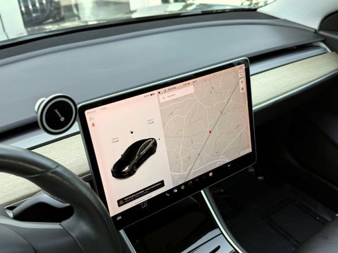 Used 2019 Tesla Model 3 Long Range AWD/4WD image 30