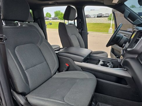 Used 2023 RAM 1500 Big Horn AWD/4WD image 10