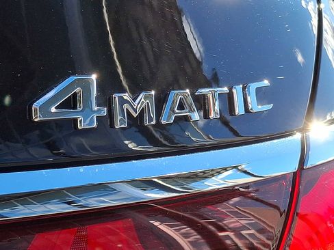 Used 2025 Mercedes-Benz E 350 4MATIC Sedan image 29