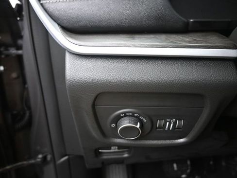 New 2026 Jeep Grand Cherokee L 4WD image 35