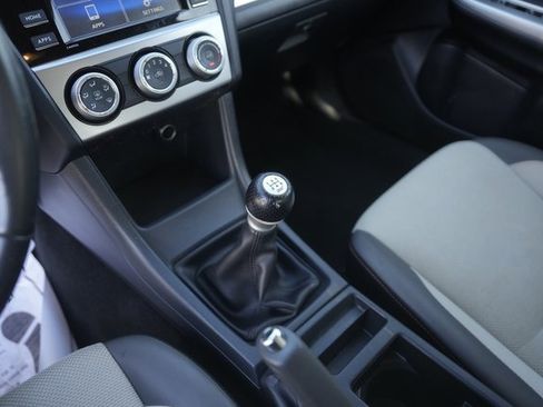 Used 2017 Subaru Crosstrek 2.0i Premium w/ Popular Package #2 image 27