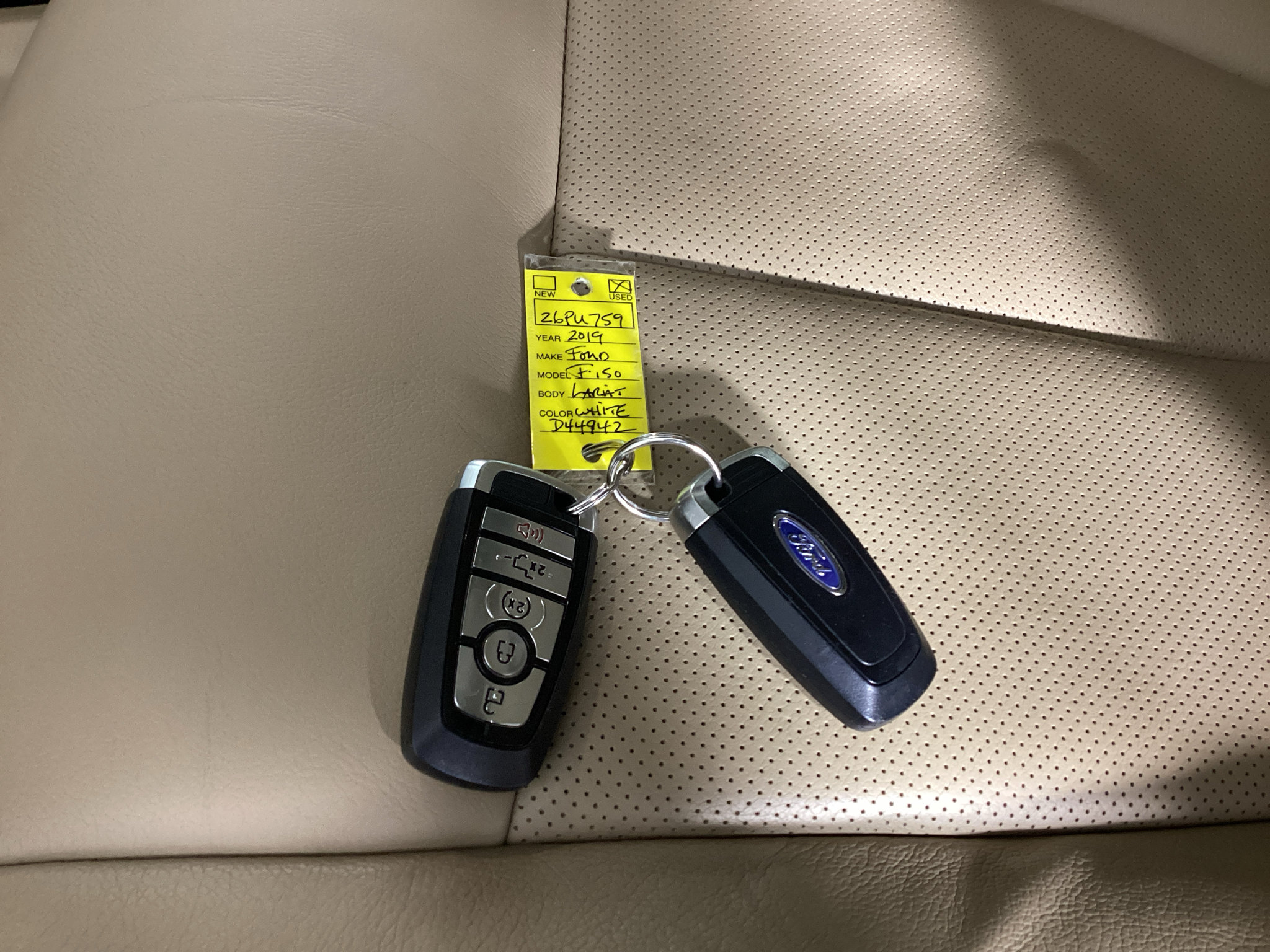 Used 2019 Ford F150 Lariat w/ Equipment Group 502A Luxury AWD/4WD image 32