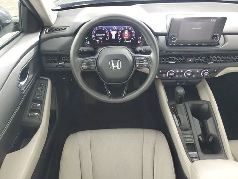 Used 2023 Honda Accord EX image 13