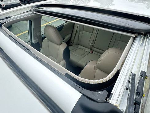 Used 2023 Subaru Legacy Limited AWD/4WD image 27
