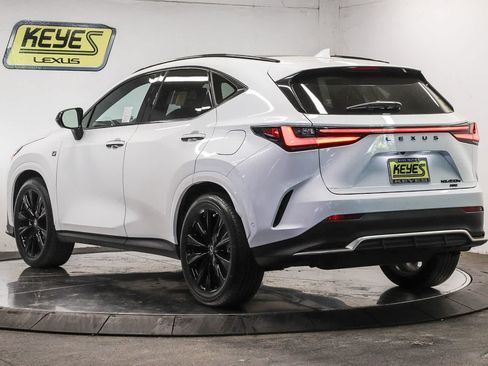 Used 2026 Lexus NX 450h+ F Sport AWD/4WD image 2