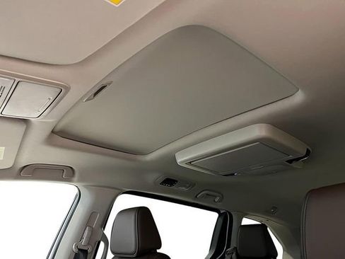 New 2026 Honda Odyssey Touring image 26
