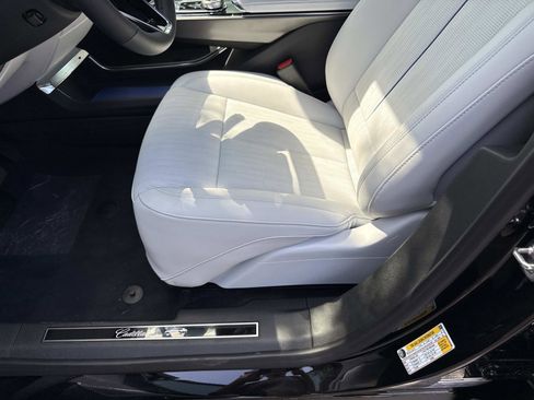 New 2026 Cadillac Lyriq Signature Sport w/ LPO, Floor Liner Package RWD image 21