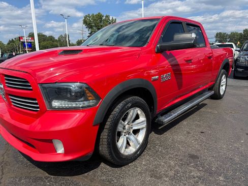 Used 2015 RAM 1500 Sport AWD/4WD image 9