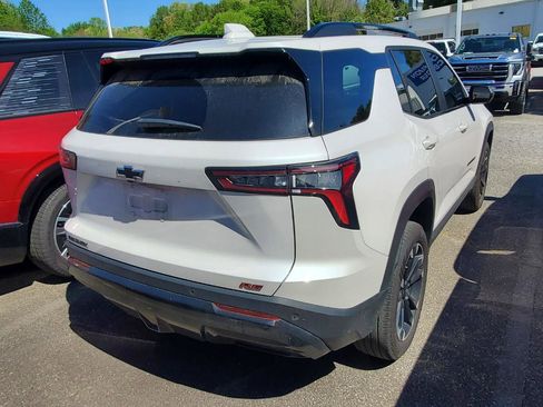 Used 2025 Chevrolet Equinox RS image 9