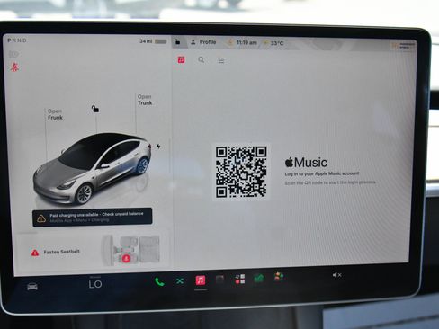 Used 2023 Tesla Model 3 Standard Range RWD image 23