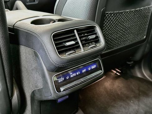 Certified 2021 Mercedes-Benz GLS 450 4MATIC image 26