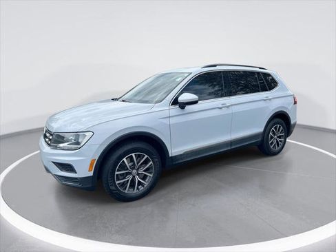 Used 2018 Volkswagen Tiguan SEL AWD/4WD image 1