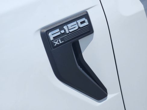 Used 2022 Ford F150 XL w/ Trailer Tow Package AWD/4WD image 12