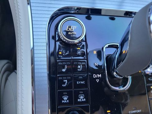 Used 2023 Bentley Continental GT Azure image 26