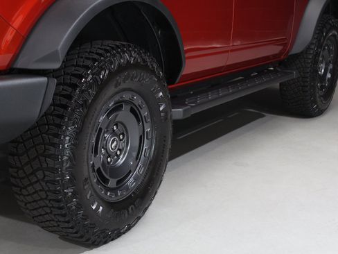 Used 2024 Ford Bronco Outer Banks AWD/4WD image 24