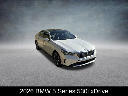 Used 2026 BMW 530i xDrive AWD/4WD image 3