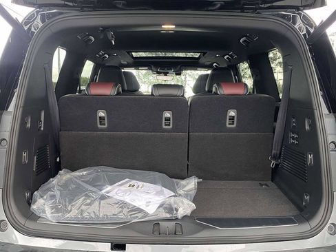 New 2026 INFINITI QX80 Autograph AWD/4WD image 7