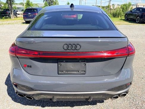 Certified 2025 Audi S5 Prestige AWD/4WD image 4