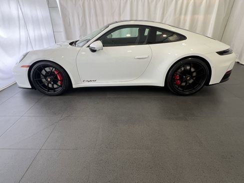 New 2025 Porsche 911 Carrera GTS image 2