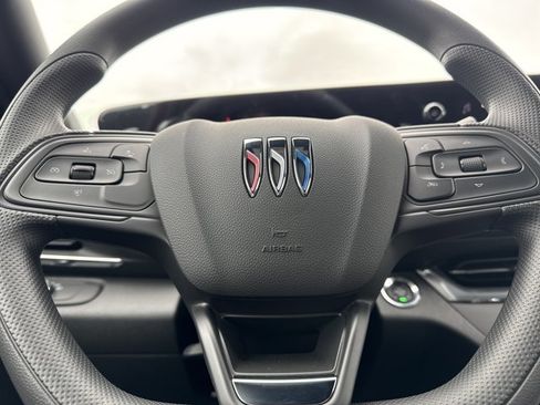 New 2026 Buick Envista Preferred image 16