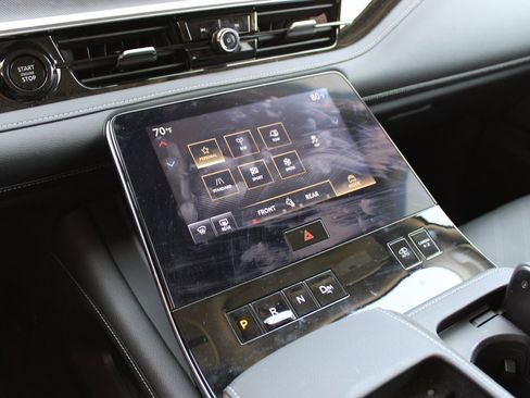 Used 2025 INFINITI QX80 Luxe w/ Cargo Package image 28