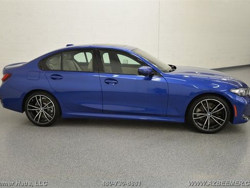 Used 2024 BMW 330i Sedan w/ M Sport Package RWD image 9