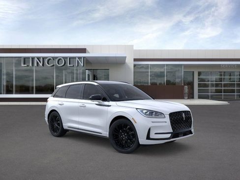 New 2026 Lincoln Corsair Grand Touring image 7