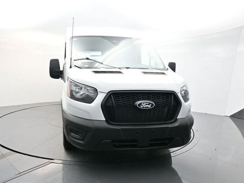 New 2026 Ford Transit 250 148 Medium Roof RWD image 2