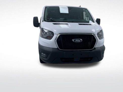 Used 2024 Ford Transit 250 Low Roof w/ Exterior Upgrade Package image 3
