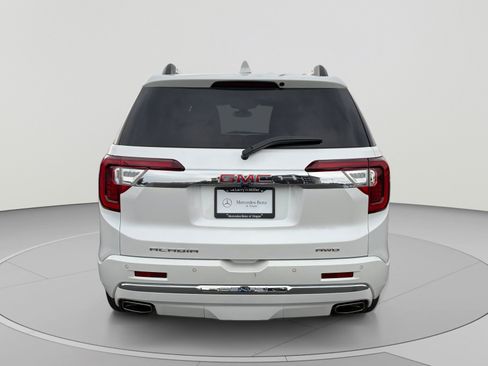Used 2023 GMC Acadia Denali AWD/4WD image 4