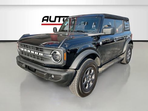 Used 2024 Ford Bronco Big Bend image 3