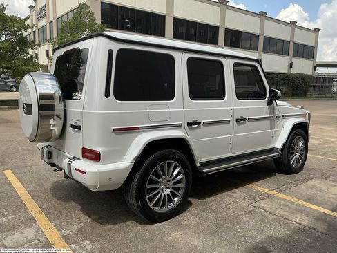 Used 2024 Mercedes-Benz G 550 image 6