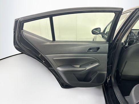 Used 2025 Nissan Altima 2.5 SV image 26