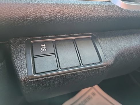 Used 2018 Honda Civic EX-T image 43