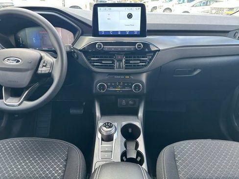 Certified 2025 Ford Escape Active FWD image 17