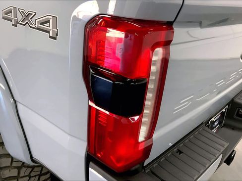 New 2026 Ford F250 Lariat w/ Black Appearance Package image 14