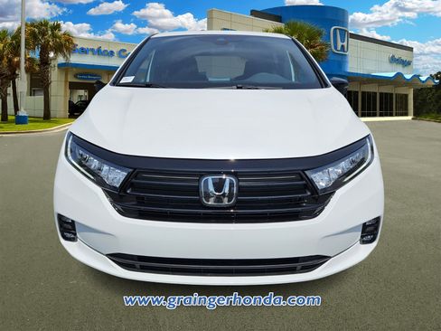 Used 2024 Honda Odyssey Sport image 8