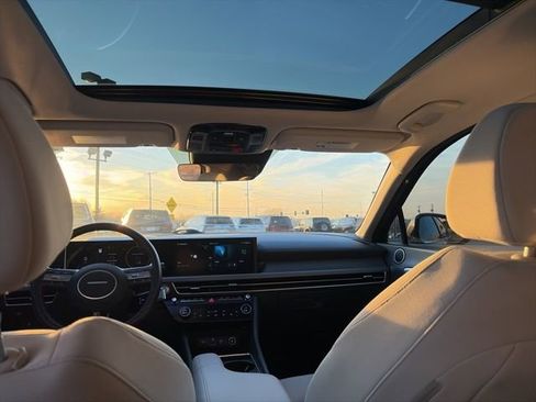 Used 2024 Hyundai Sonata SEL w/ Convenience Package image 13