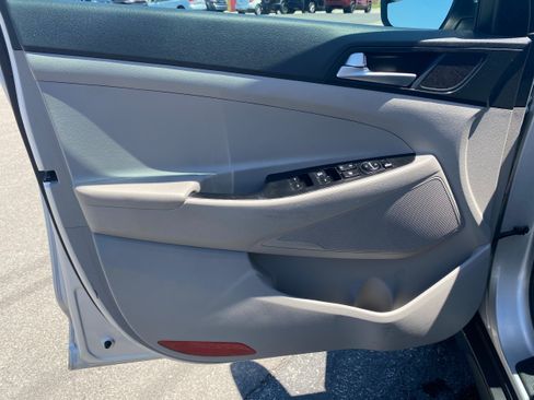 Used 2019 Hyundai Tucson SE AWD/4WD image 9