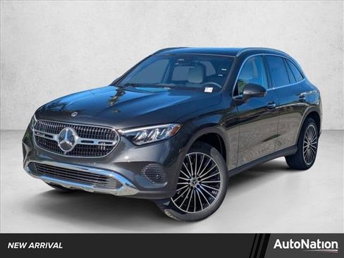Certified 2026 Mercedes-Benz GLC 300 image 1