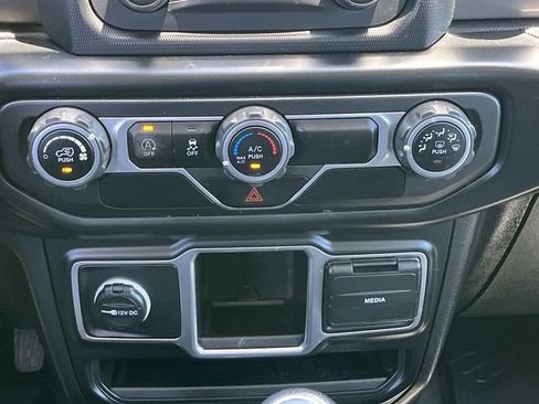 Used 2021 Jeep Gladiator Sport w/ Trailer Tow Package AWD/4WD image 14