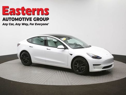 Used 2023 Tesla Model 3 Standard Range RWD image 45