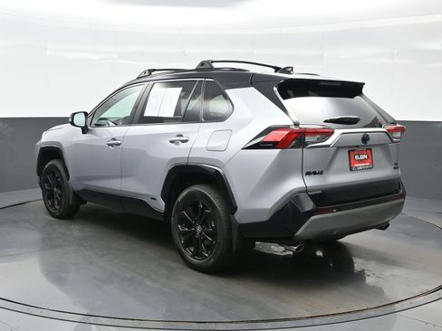 Used 2023 Toyota RAV4 XSE w/ XSE Grade Weather Package AWD/4WD image 4
