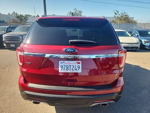 Used 2018 Ford Explorer XLT FWD image 13