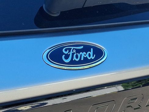 Certified 2023 Ford Explorer ST-Line AWD/4WD image 31