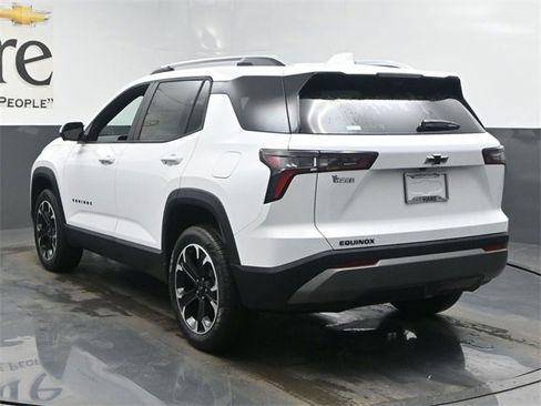 New 2026 Chevrolet Equinox LT w/ Convenience Package II image 14