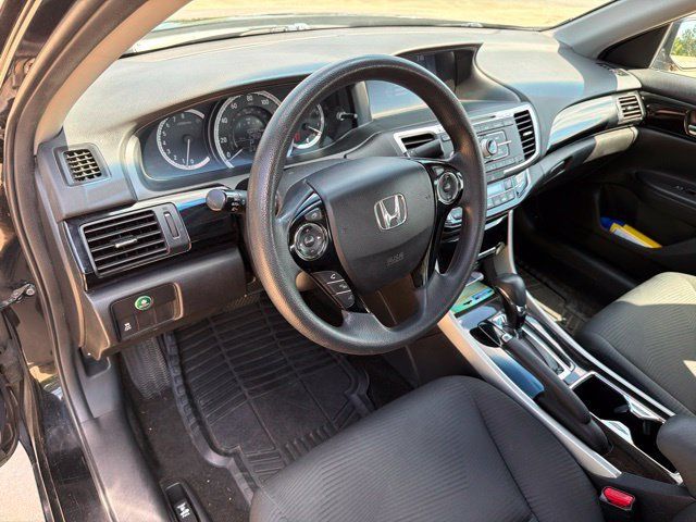 Used 2017 Honda Accord LX image 4