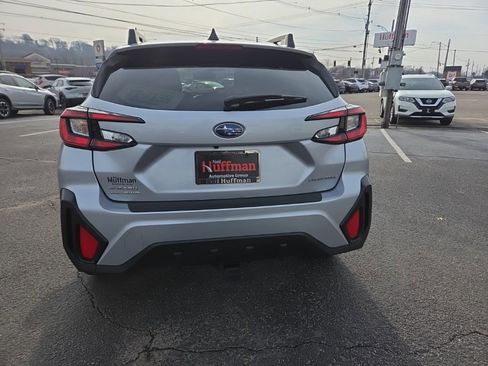 Used 2024 Subaru Crosstrek 2.0i Premium image 5